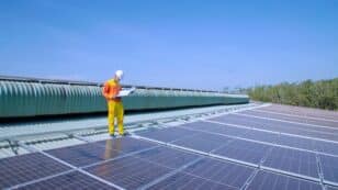 Commercial Solar Panel Installations (Costs, Benefits & More)